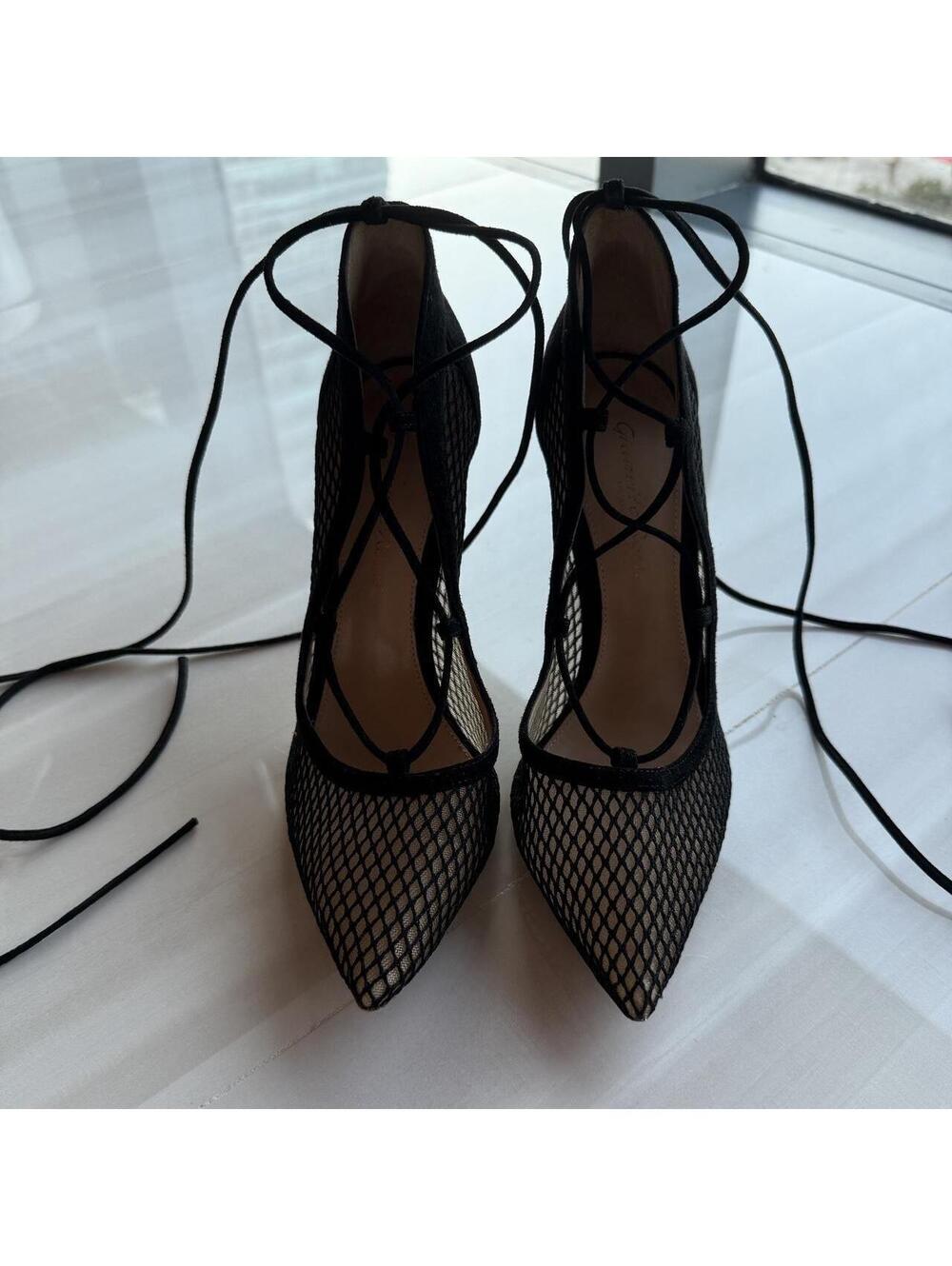 Gianvito Rossi Women's Black Heels